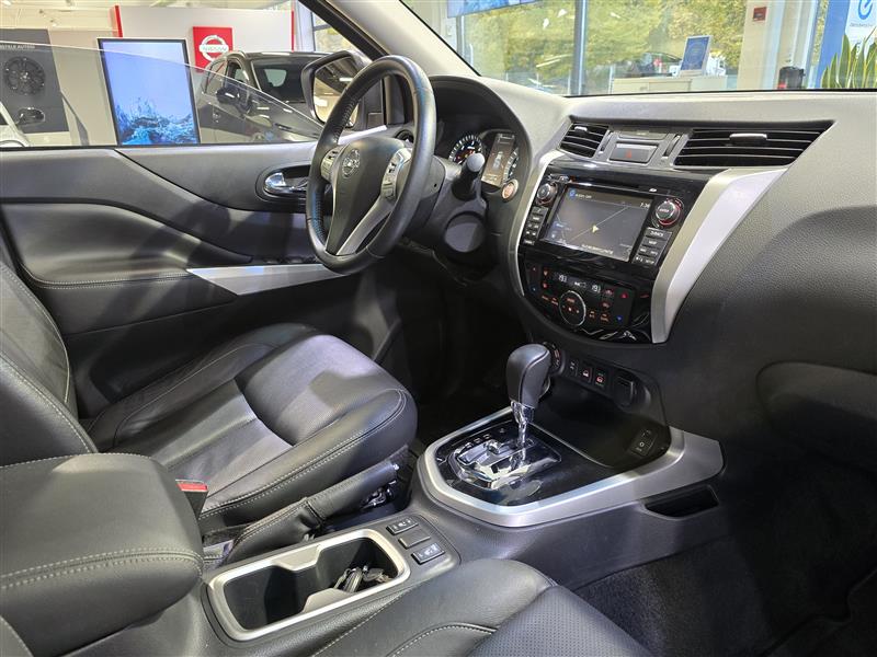 Nissan Navara 2019, bild 7/30