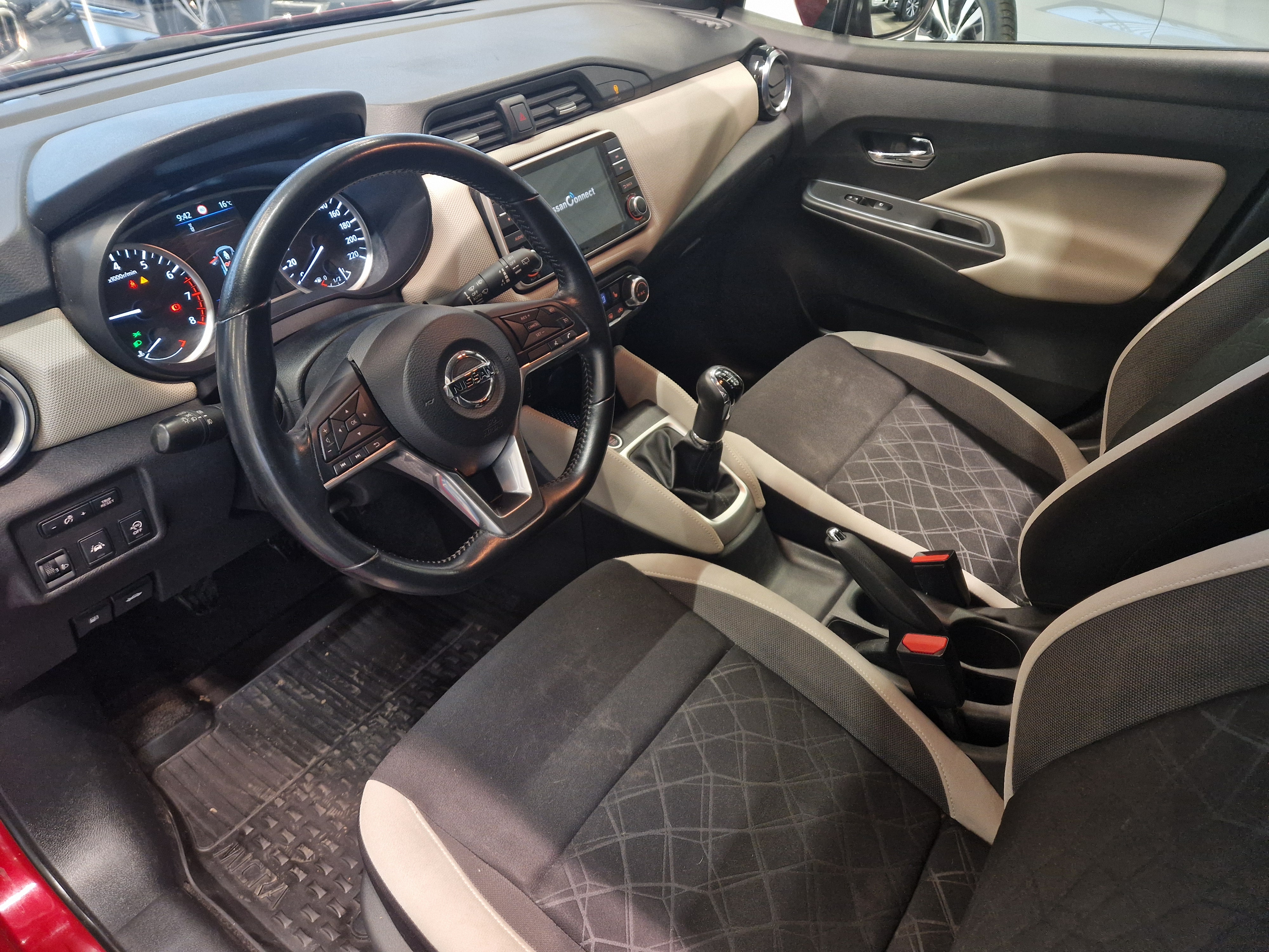 Nissan MICRA IG-T 90 S/S N-CONNECTA 5M/T TAKUU 12KK/20TKM