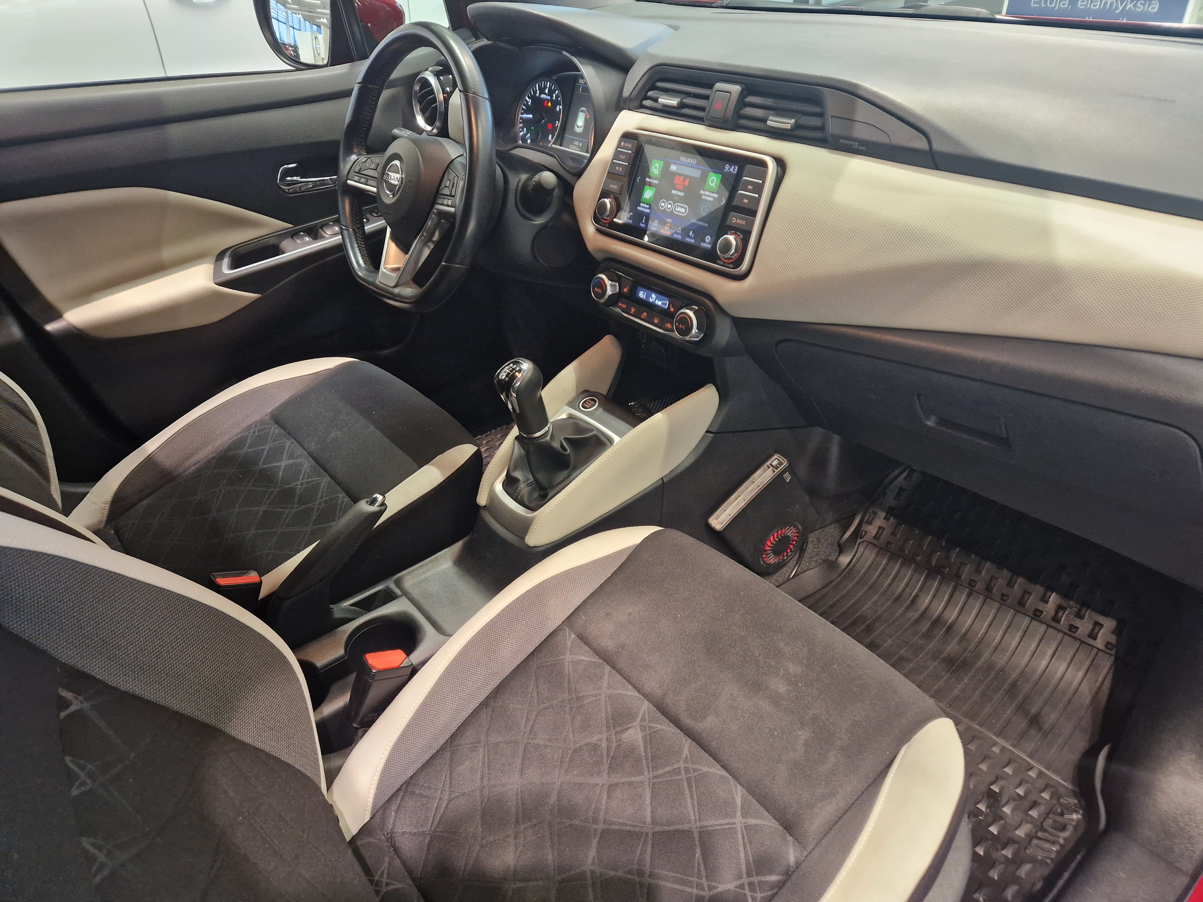 Nissan MICRA IG-T 90 S/S N-CONNECTA 5M/T TAKUU 12KK/20TKM