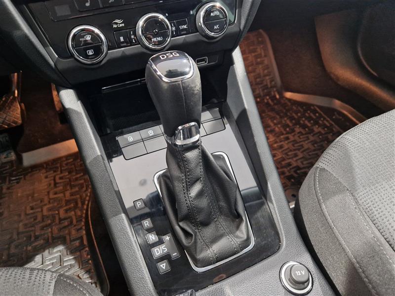 Skoda OCTAVIA COMBI 1,0 TSI STYLE DSG AUTOM.