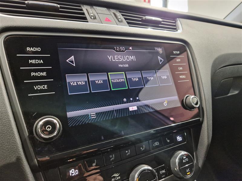 Skoda OCTAVIA COMBI 1,0 TSI STYLE DSG AUTOM.