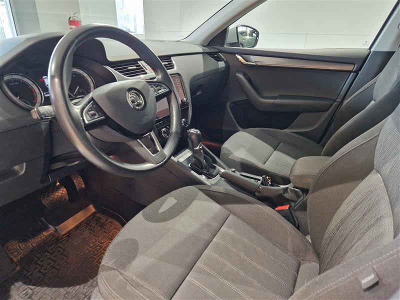 Skoda OCTAVIA COMBI 1,0 TSI STYLE DSG AUTOM.
