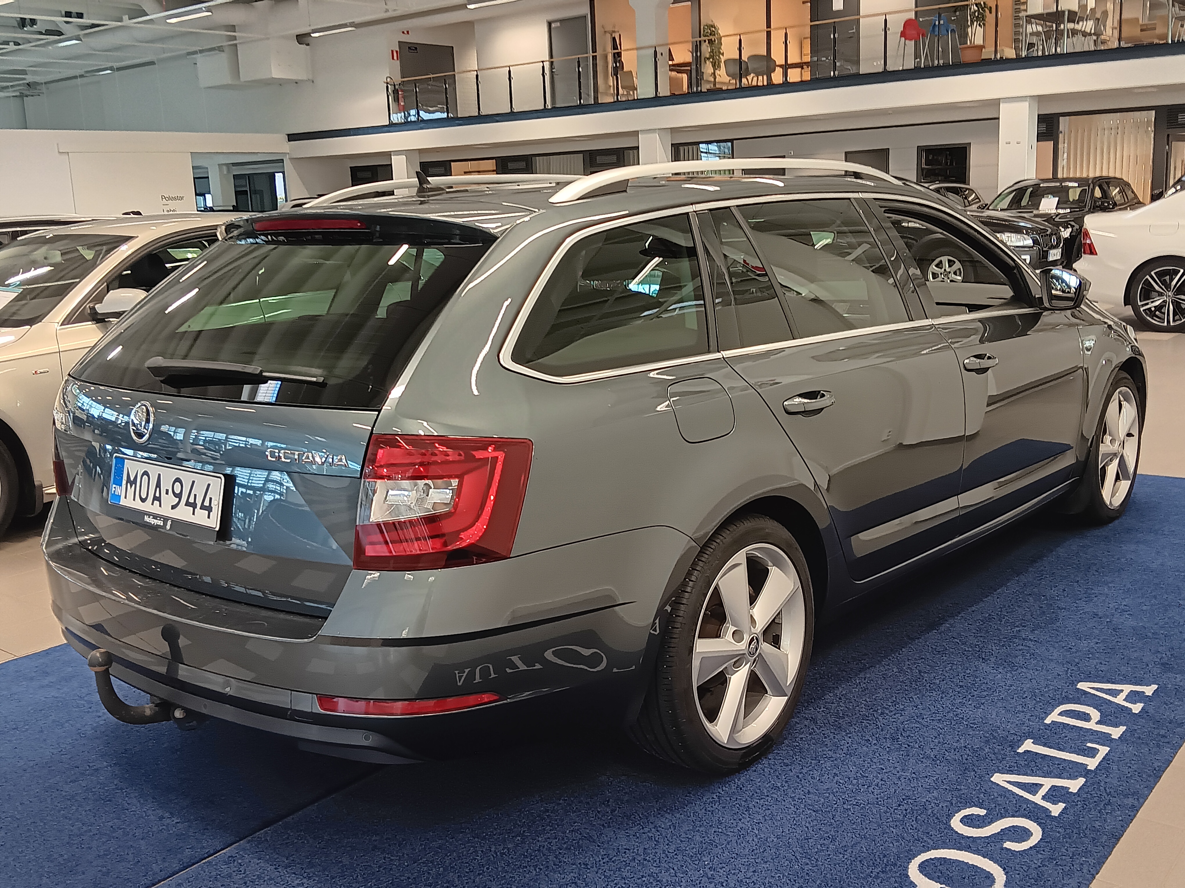 Skoda Octavia 2020, photo 2/4
