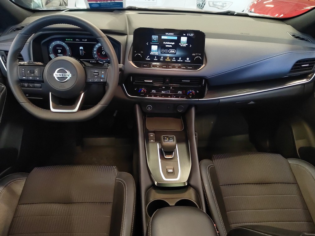 Nissan QASHQAI MHEV 158 XTRONIC 2WD TEKNA DESIGN PACK.