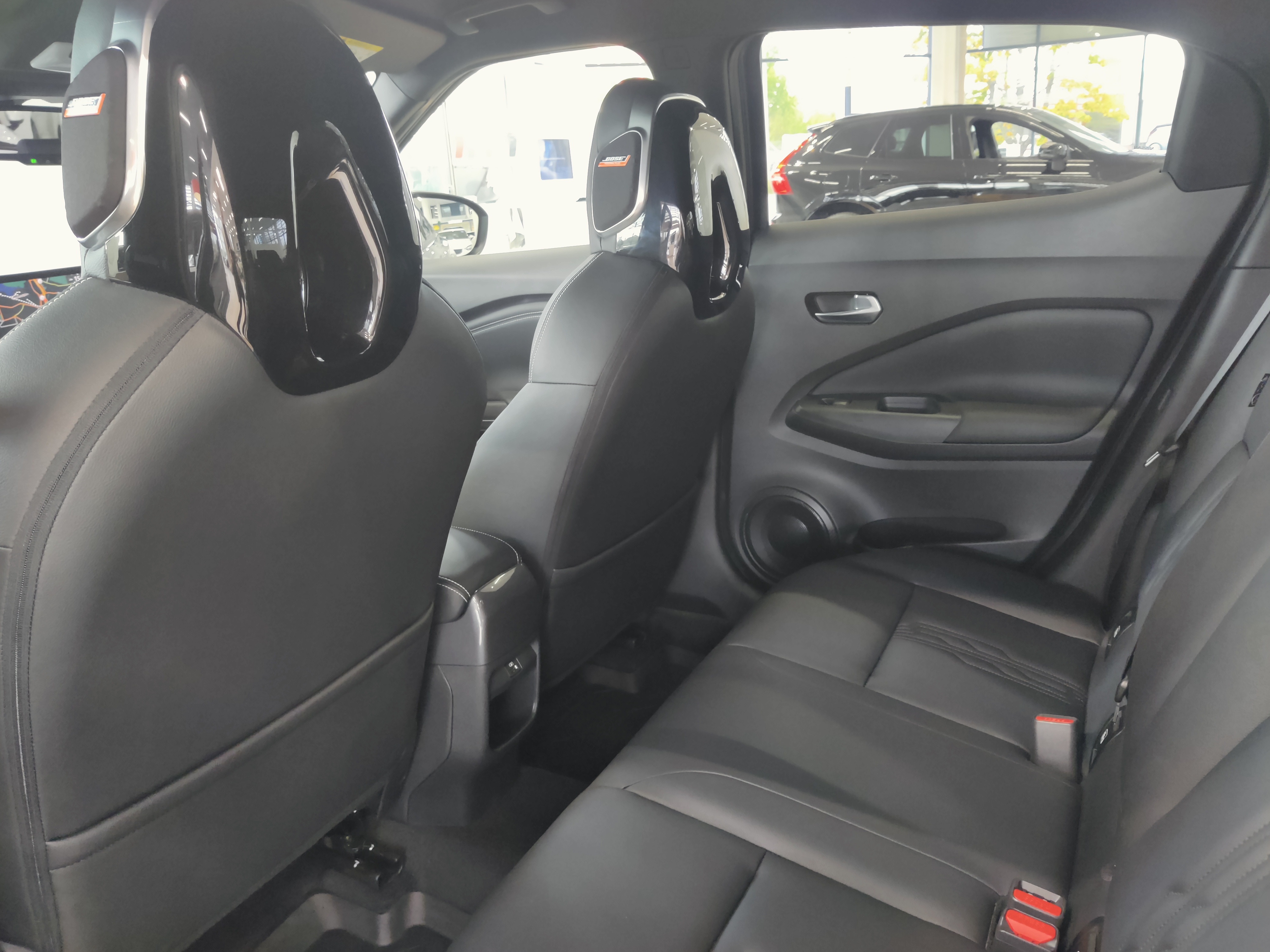 Nissan JUKE DIG-T 143HP 4AMT TEKNA 19+ NAVI HEV TAKUU 24KK/40T