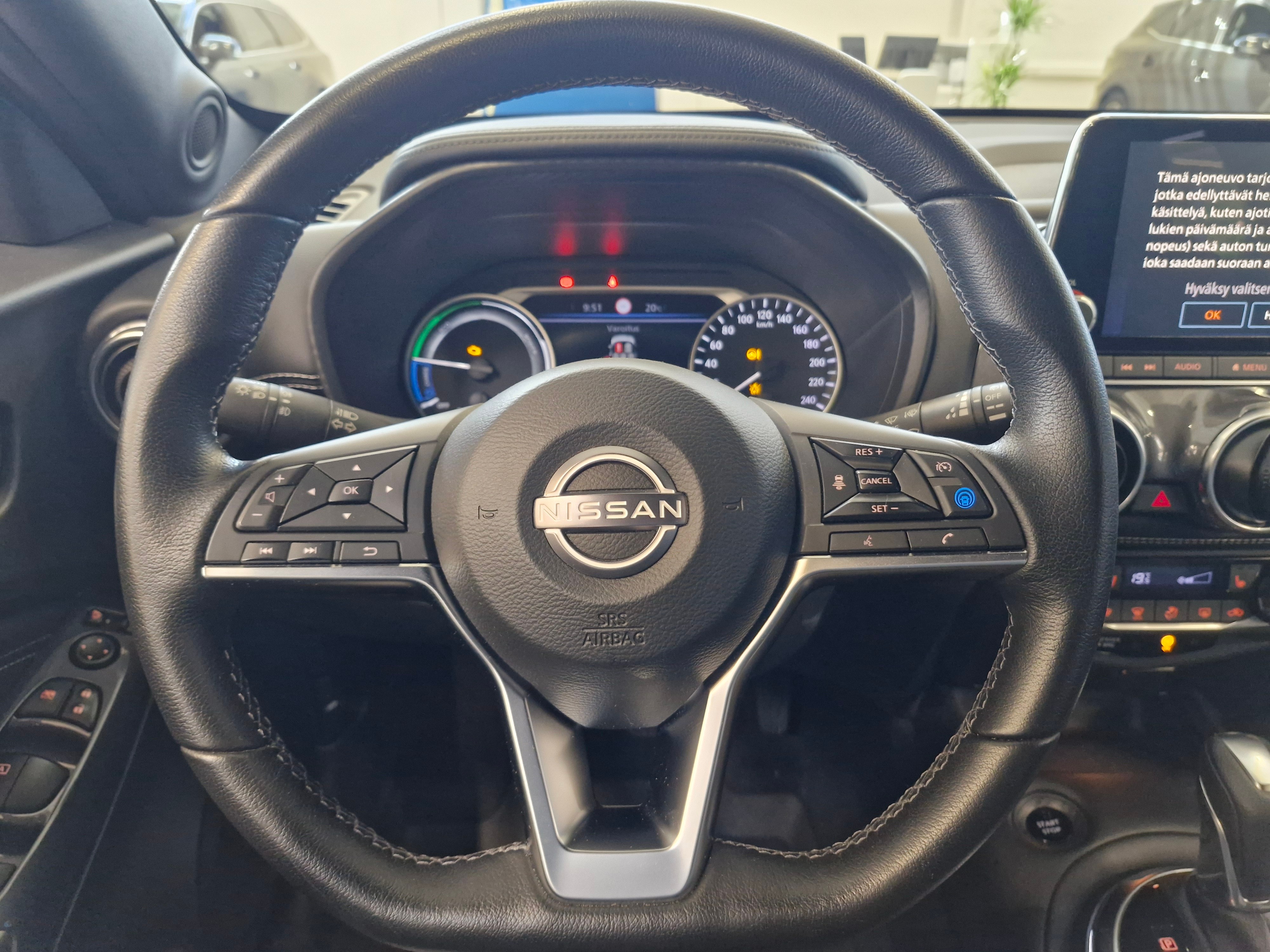 Nissan JUKE DIG-T 143HP 4AMT TEKNA19+NAVI HEV TAKUU 24KK/40TKM