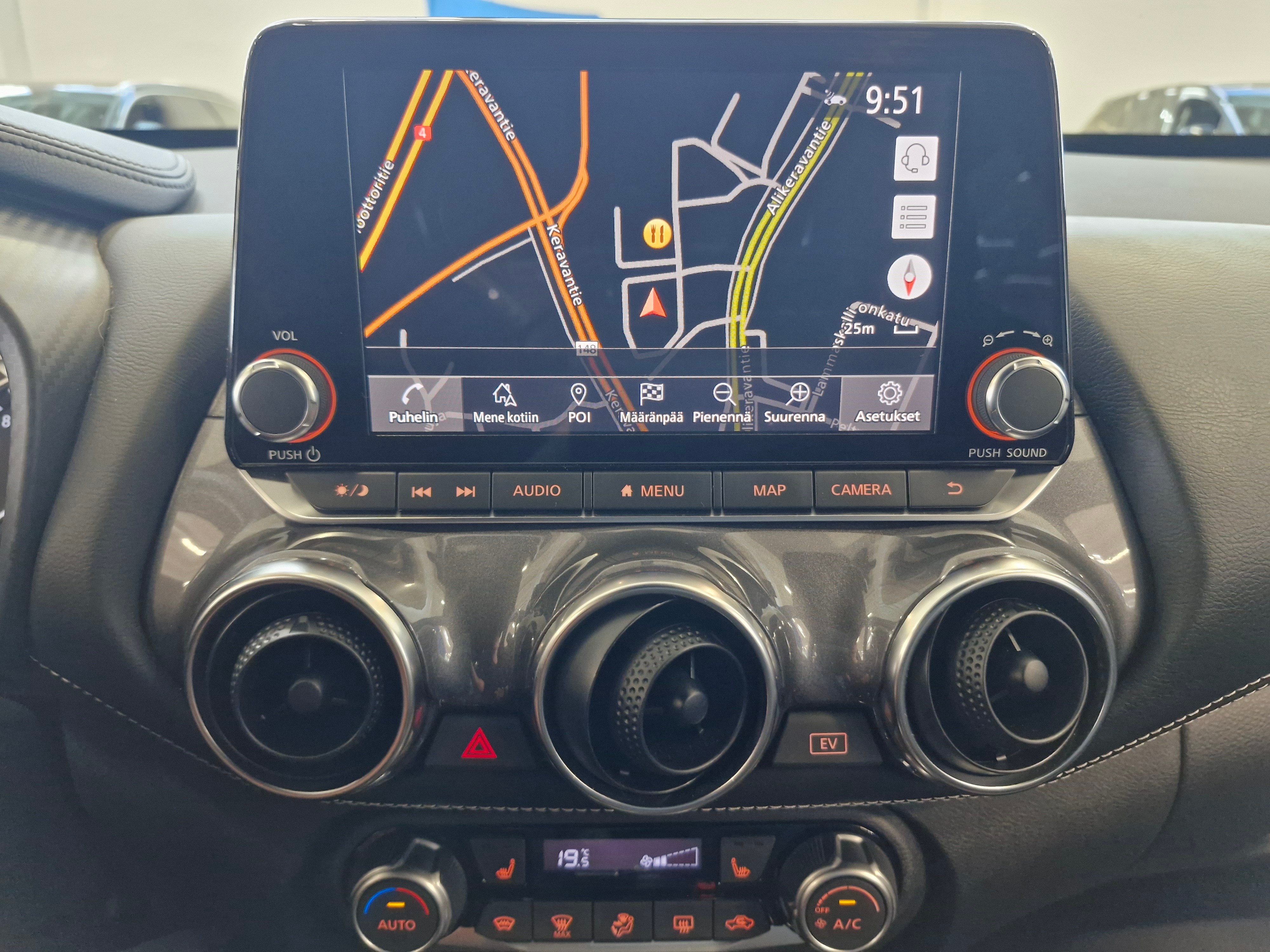 Nissan JUKE DIG-T 143HP 4AMT TEKNA19+NAVI HEV TAKUU 24KK/40TKM
