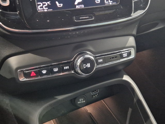 Volvo XC40 T4 TWE PLUS DARK AUT