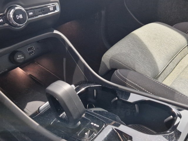 Volvo XC40 T4 TWE PLUS DARK AUT