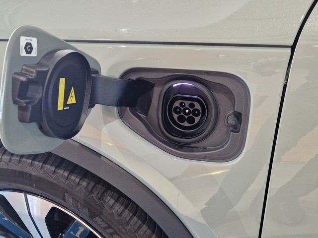 Volvo XC40 T4 TWE PLUS DARK AUT