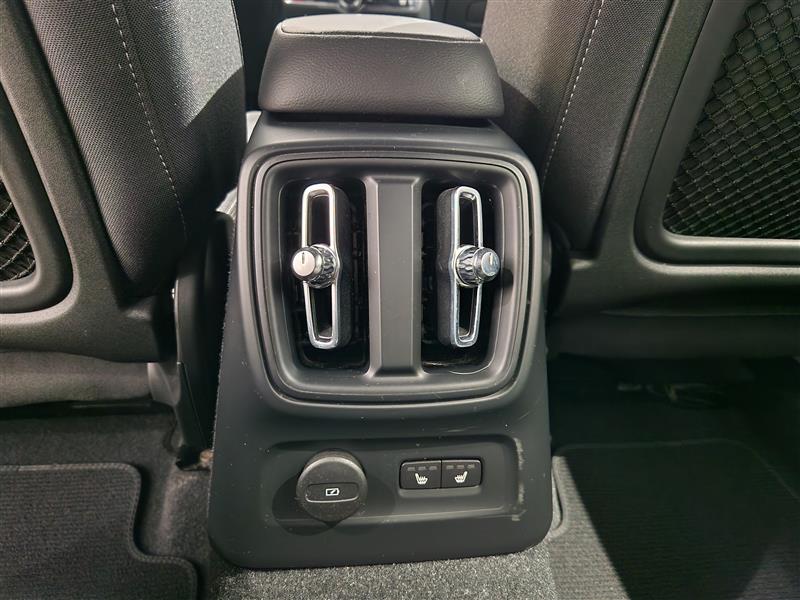 Volvo XC40 T4 TWE PLUS DARK AUT.TAKUU 24KK/40TKM
