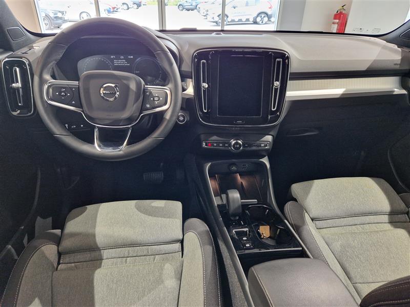 Volvo XC40 T4 TWE PLUS DARK AUT.TAKUU 24KK/40TKM