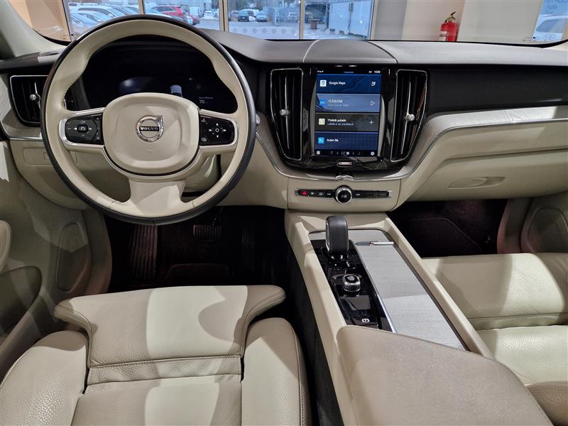 Volvo XC60 T6 AWD LONG RANGE PLUS BRIGHT. TAKUU 24KK/40TKM