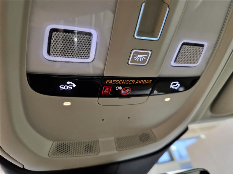 Volvo XC60 T6 AWD LONG RANGE PLUS BRIGHT. TAKUU 24KK/40TKM