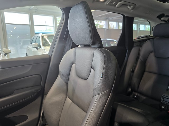 Volvo XC60 T8 AWD LONG RANGE PLUS DARK TAKUU 24KK/40TKM