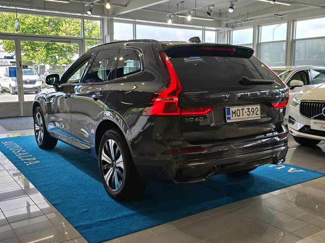 Volvo XC60 T8 AWD LONG RANGE PLUS DARK TAKUU 24KK/40TKM