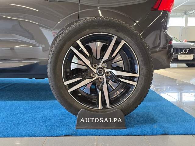 Volvo XC60 T8 AWD LONG RANGE PLUS DARK TAKUU 24KK/40TKM