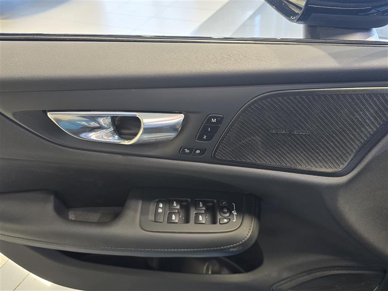 Volvo S60 T8 AWD LONG RANGE HIGH PERFORMANCE PLUS DARK AUT.