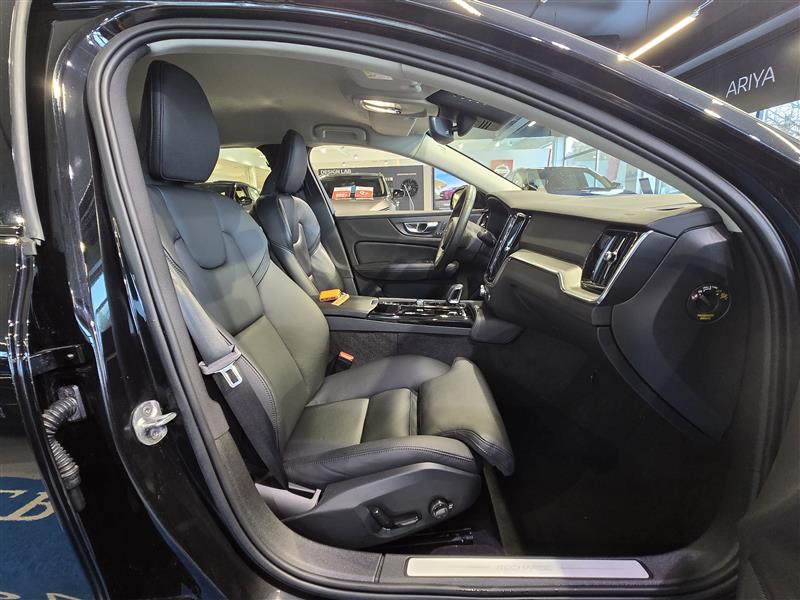 Volvo S60 T8 AWD LONG RANGE HIGH PERFORMANCE PLUS DARK AUT.