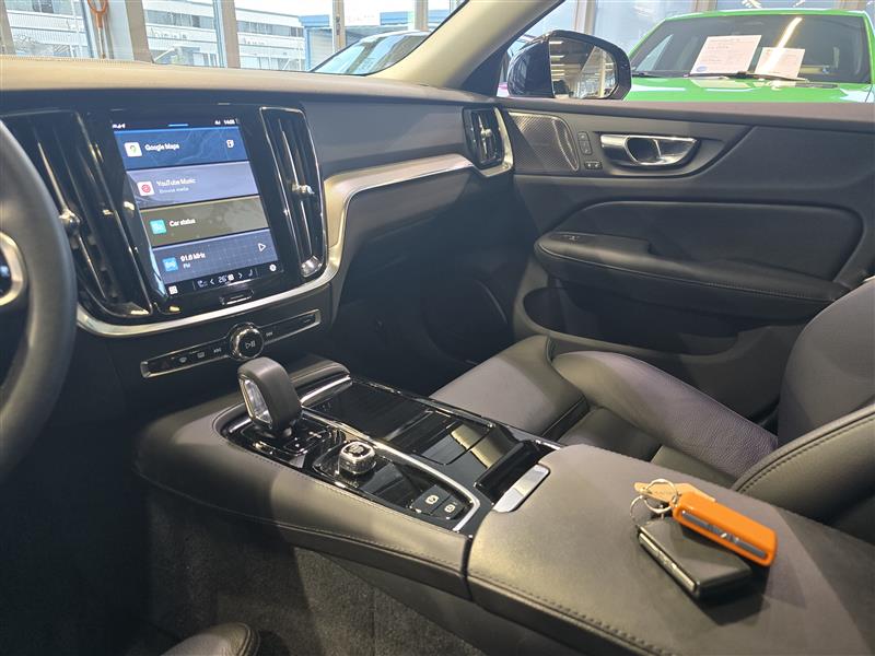 Volvo S60 T8 AWD LONG RANGE HIGH PERFORMANCE PLUS DARK AUT.