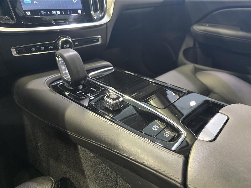 Volvo S60 T8 AWD LONG RANGE HIGH PERFORMANCE PLUS DARK AUT.