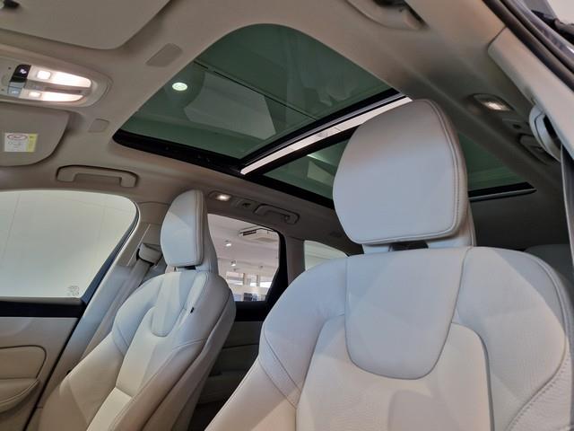 Volvo XC60 T8 AWD LONG RANGE HIGH PERFORMANCE PLUS BRIGHT AUT