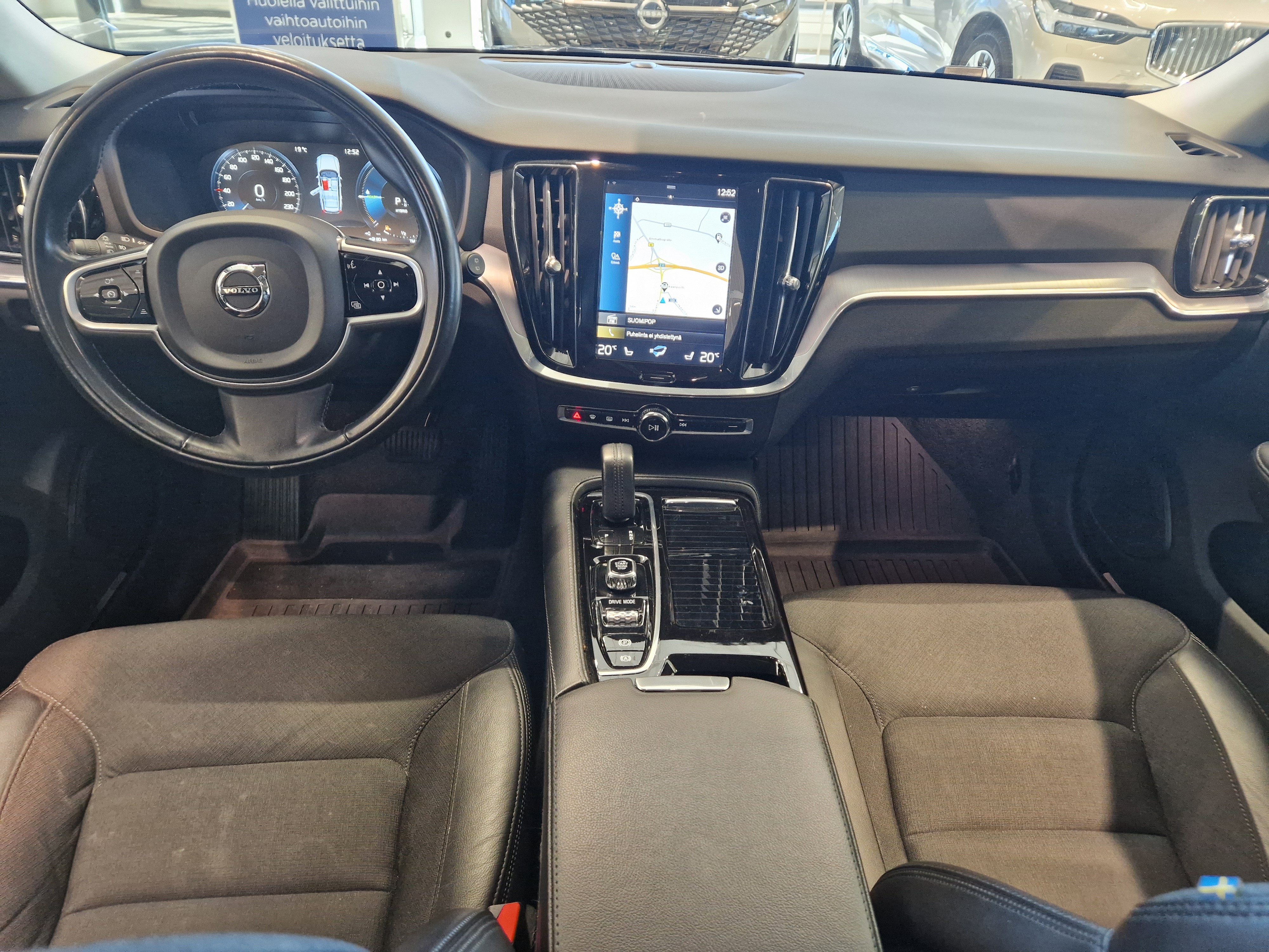 Volvo V60 T8 TwE AWD Momentum 2020, kuva 6/21