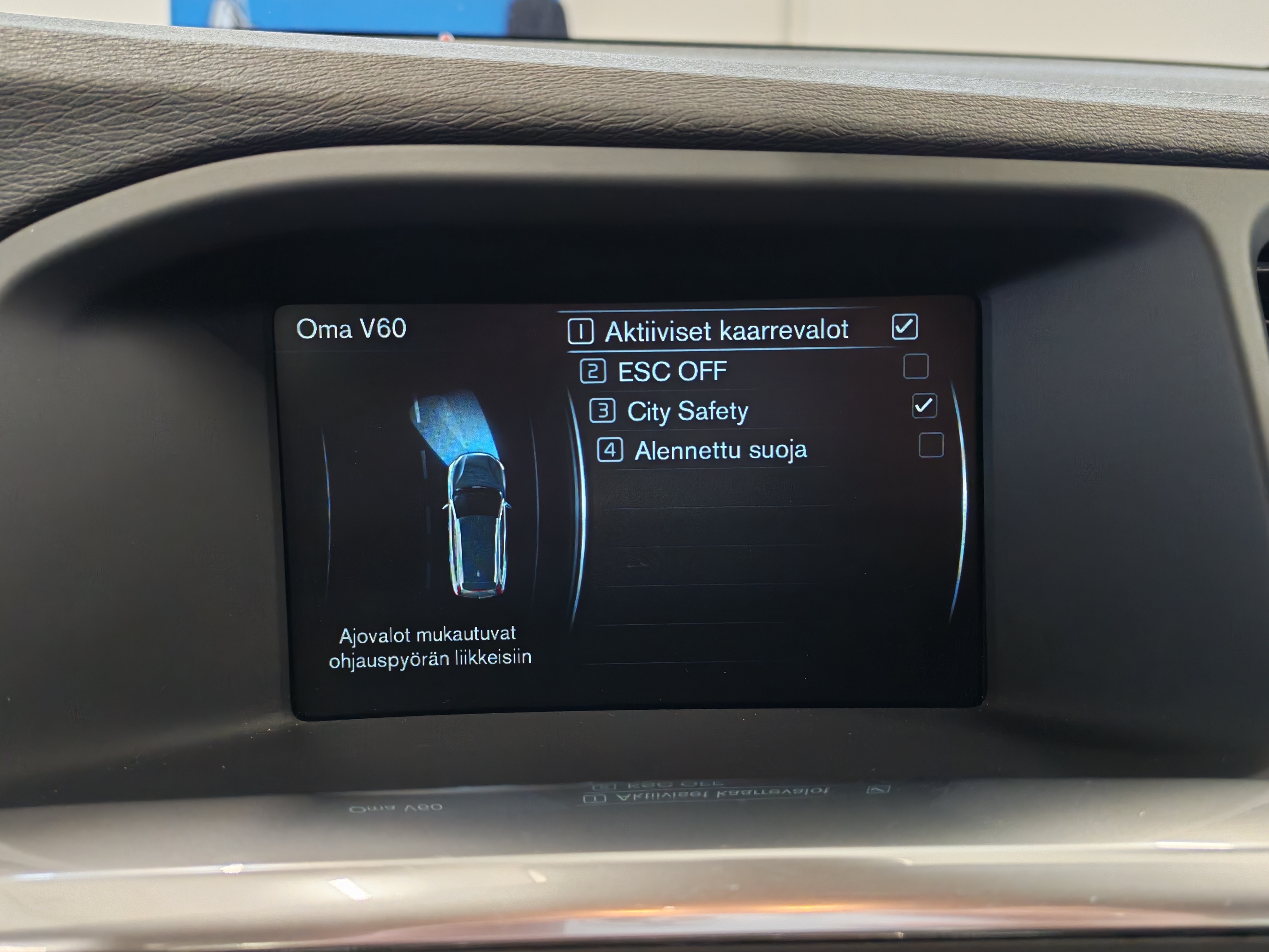 Volvo V60 CROSS COUNTRY D4 AWD BUSINESS AUT