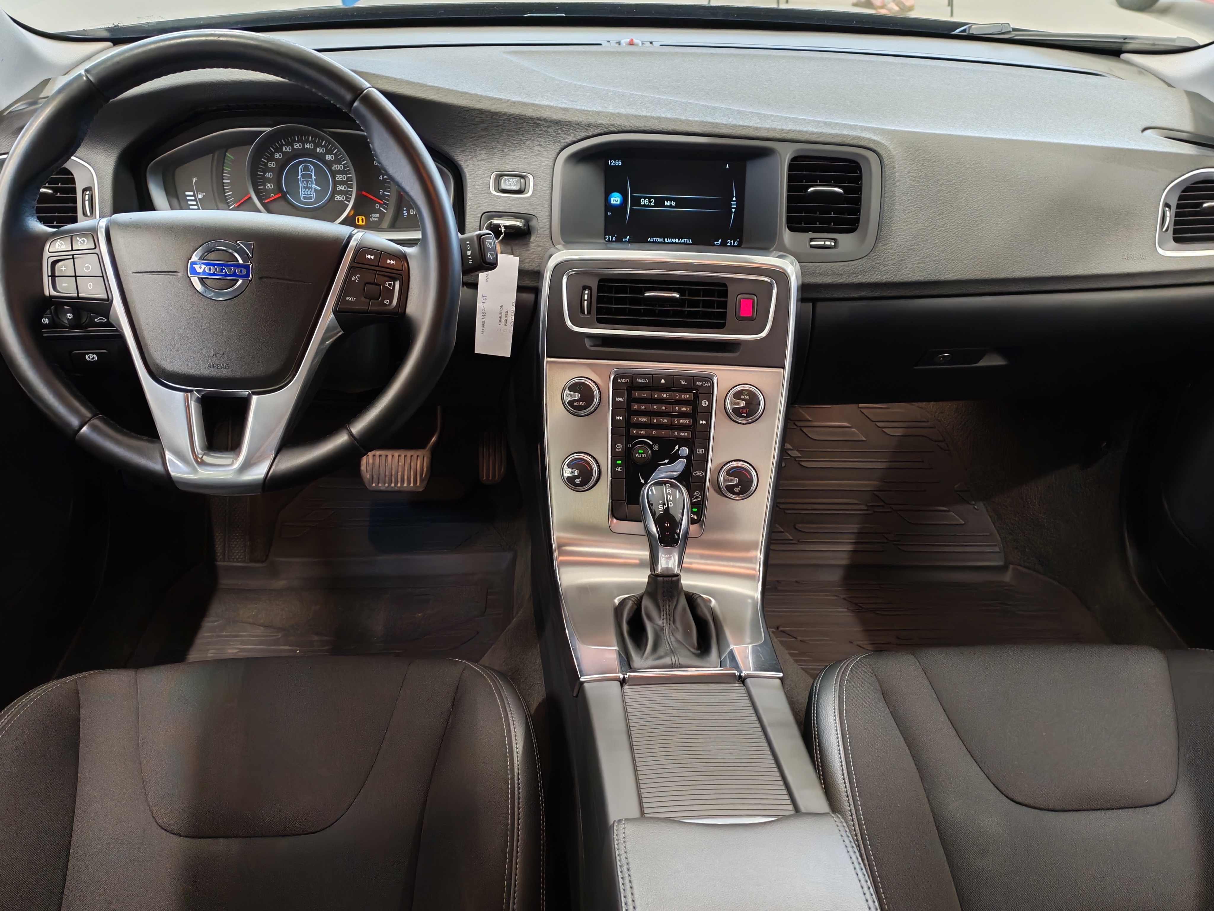 Volvo V60 CROSS COUNTRY D4 AWD BUSINESS AUT