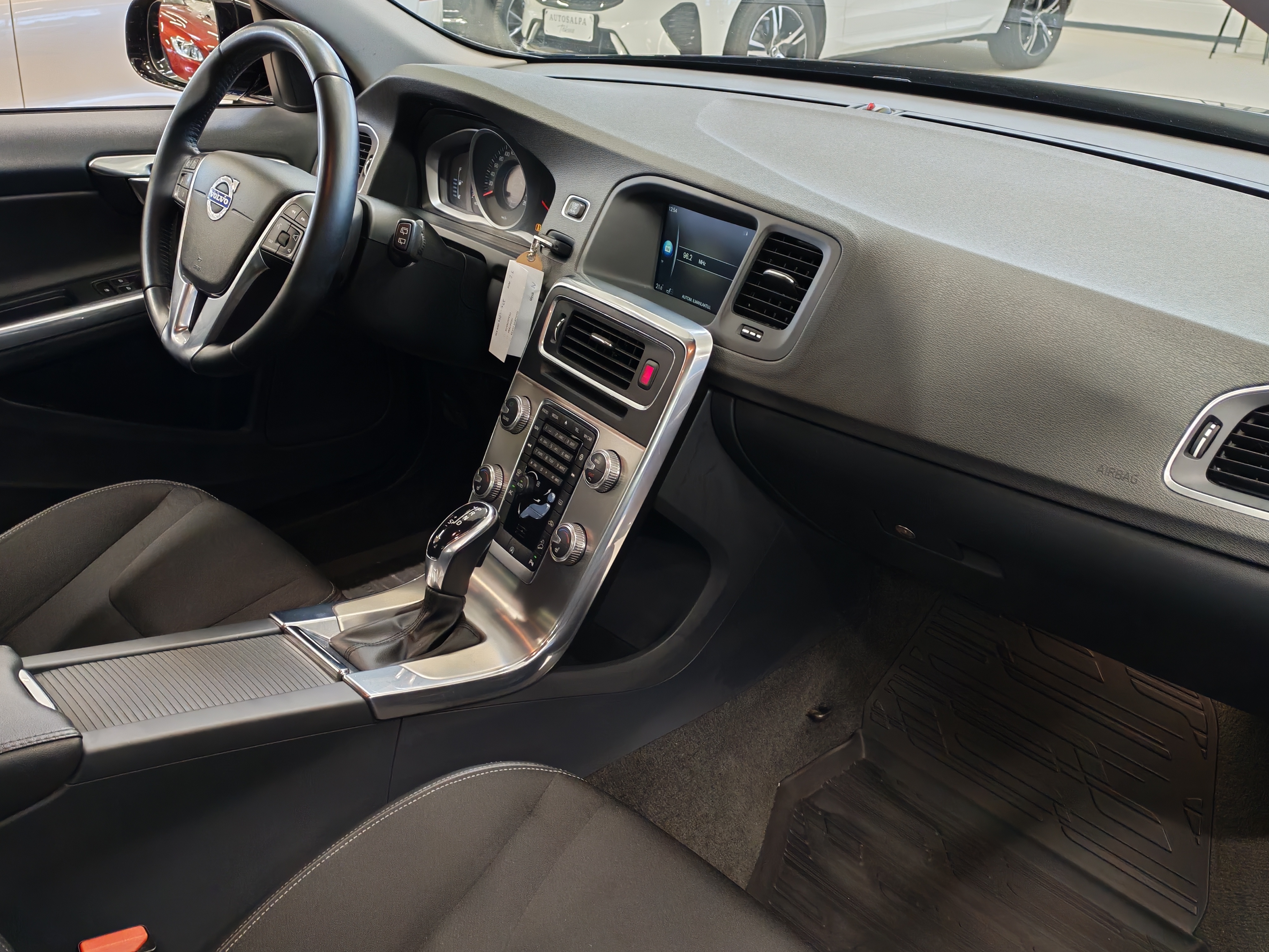 Volvo V60 CROSS COUNTRY D4 AWD BUSINESS AUT