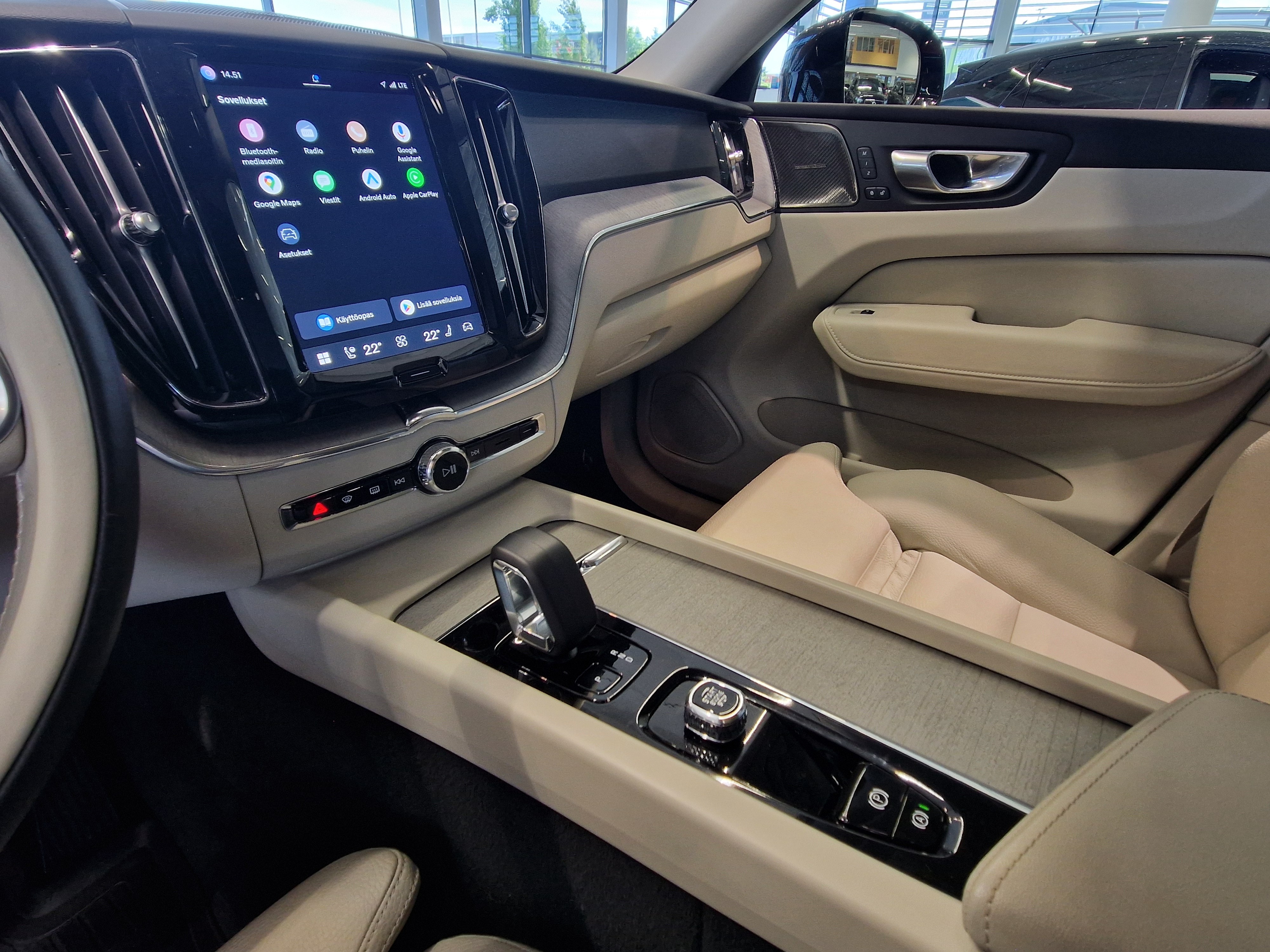 Volvo XC60 T8 AWD LONG RANGE HIGH PERFORMANCE PLUS DARK AUT
