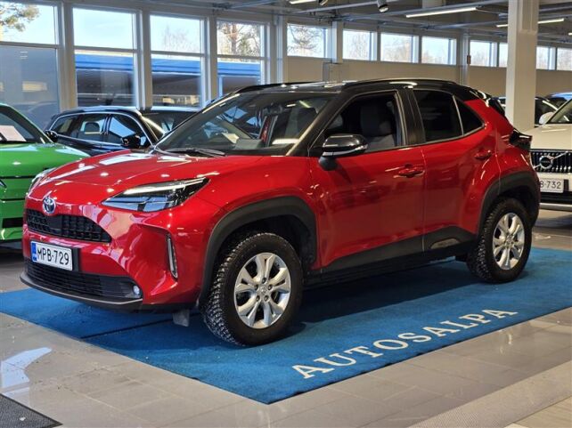 toyota YARIS CROSS 1.5 HYBRID AWD-I INTENSE