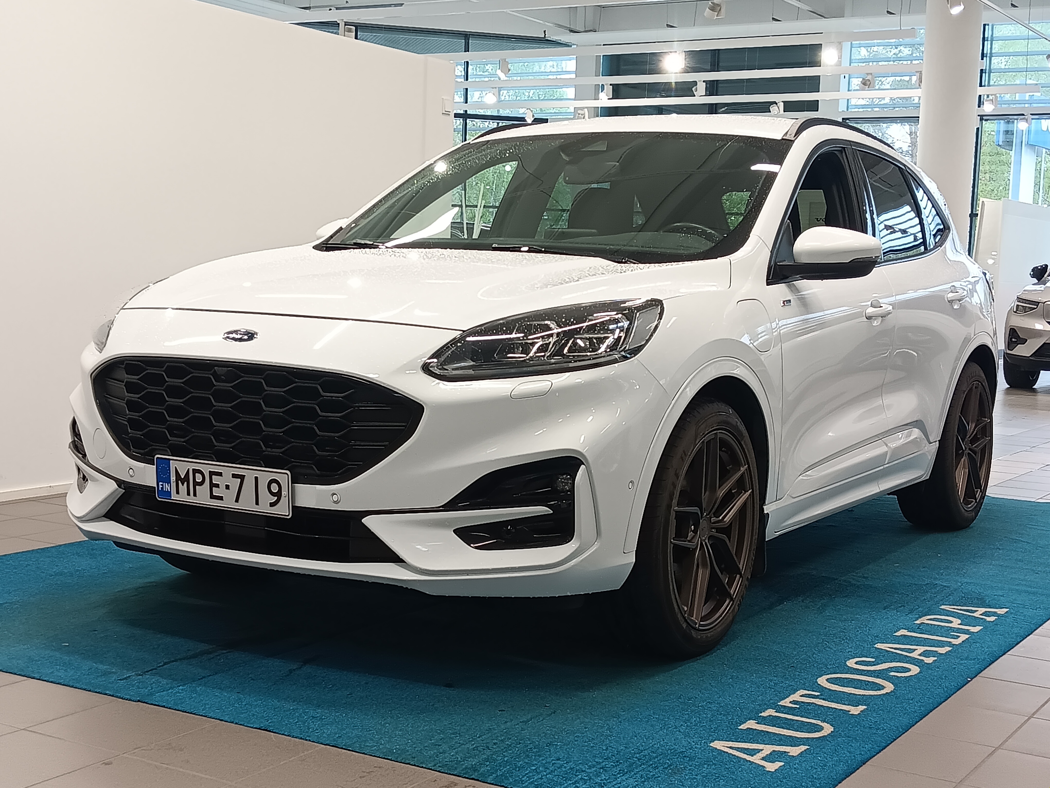 Ford KUGA 2,5 LADATTAVA HYBRIDI (PHEV) 225HV CVT FWD ST-LINE