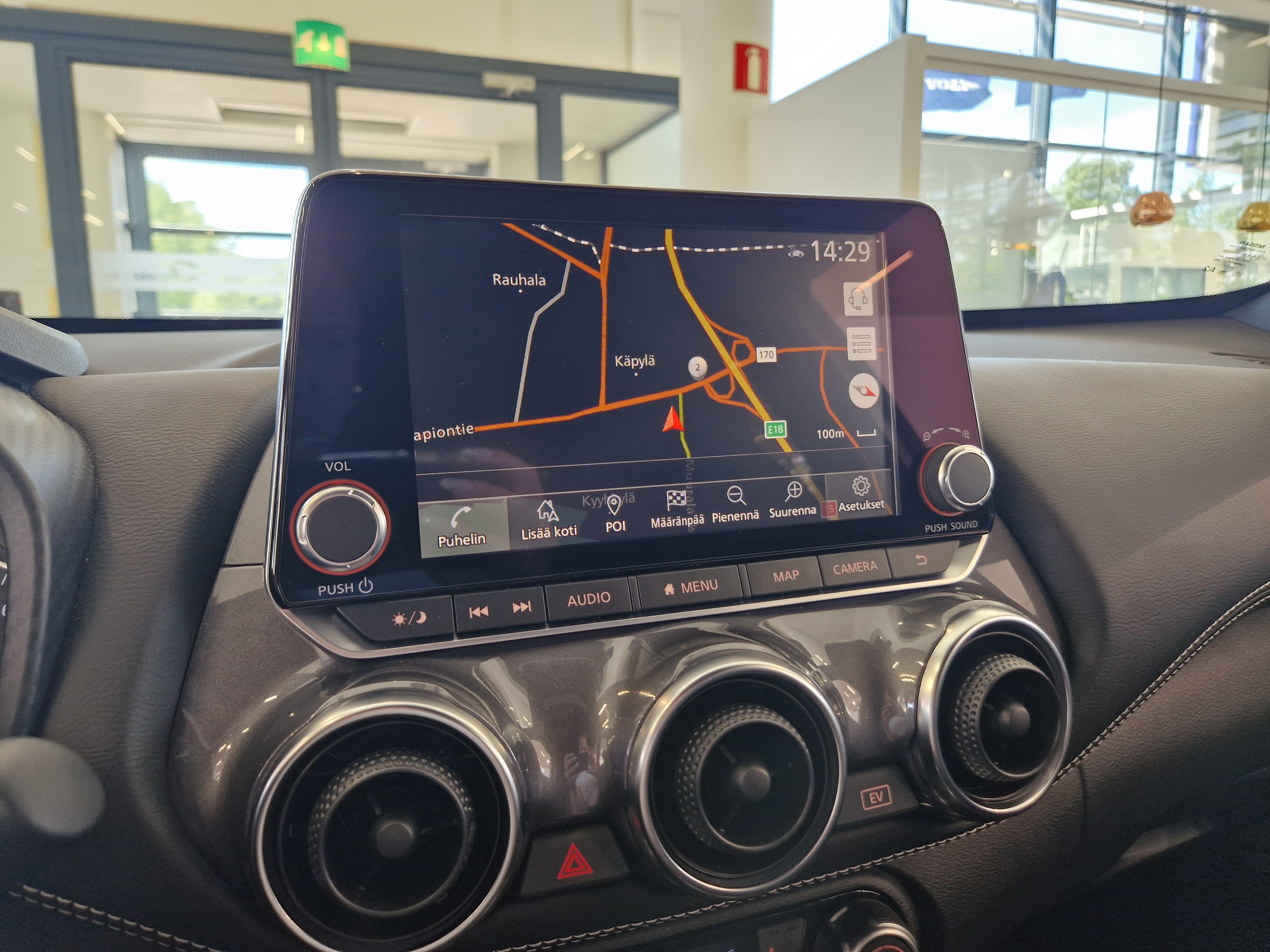 Nissan JUKE DIG-T 143HP 4AMT N-CONNECTA NAVI HEV HSW TAKUU
