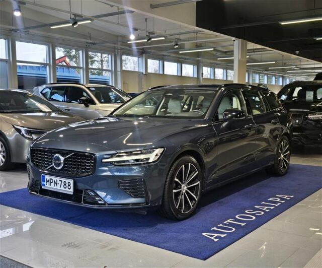 volvo V60 T8 AWD LONG RANGE PLUS DARK TAKUU 24KK/40TKM