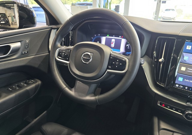 Volvo XC60 T6 AWD LONG RANGE PLUS DARK AUT