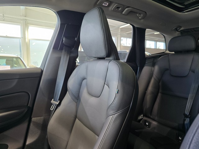 Volvo XC60 T6 AWD LONG RANGE PLUS DARK AUT