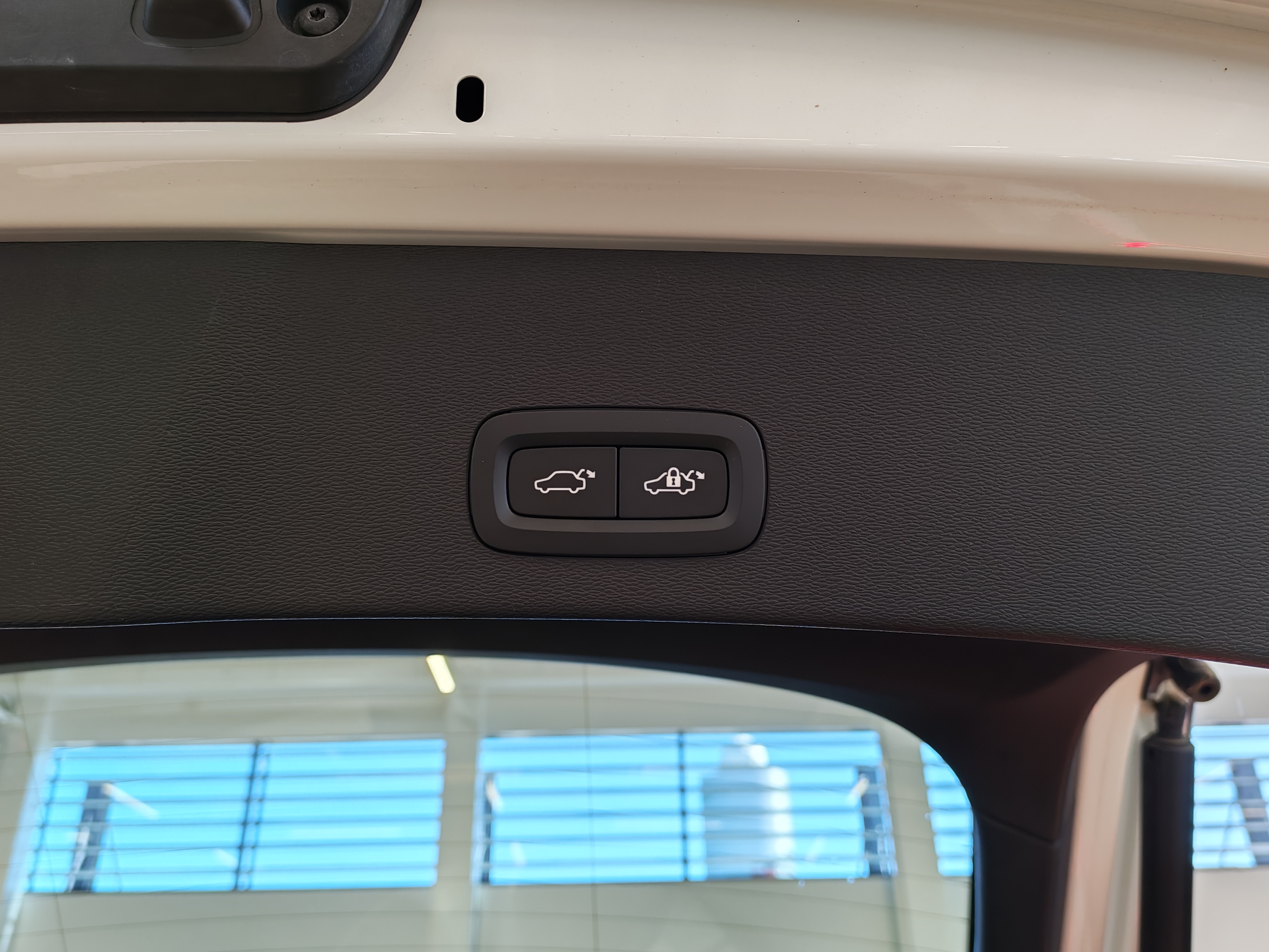 Volvo C40 RECHARGE SINGLE PLUS SELEKT TAKUU 24KK