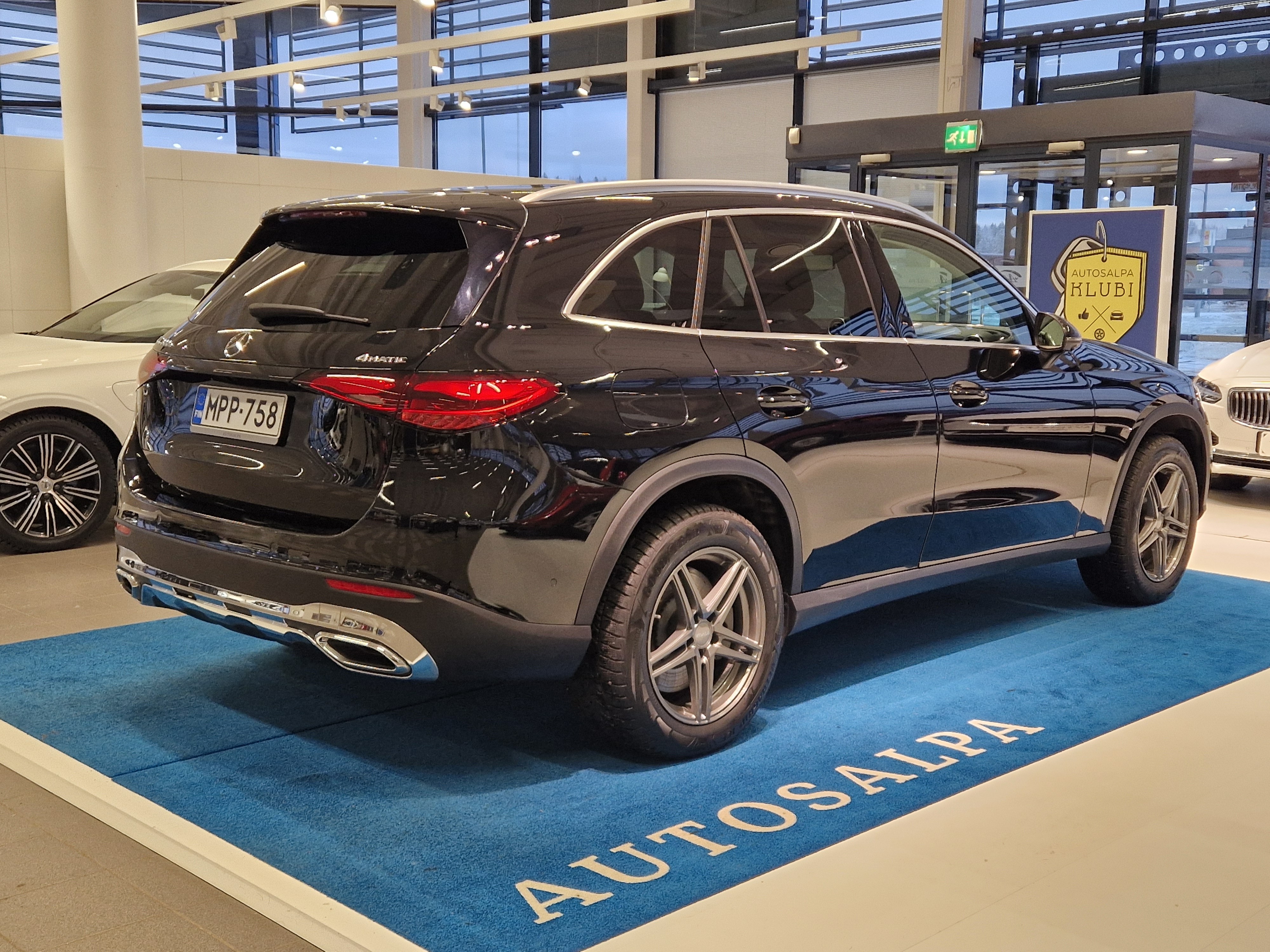 Mercedes-benz GLC 300 E 4MATIC A TAKUU 24KK/40TKM