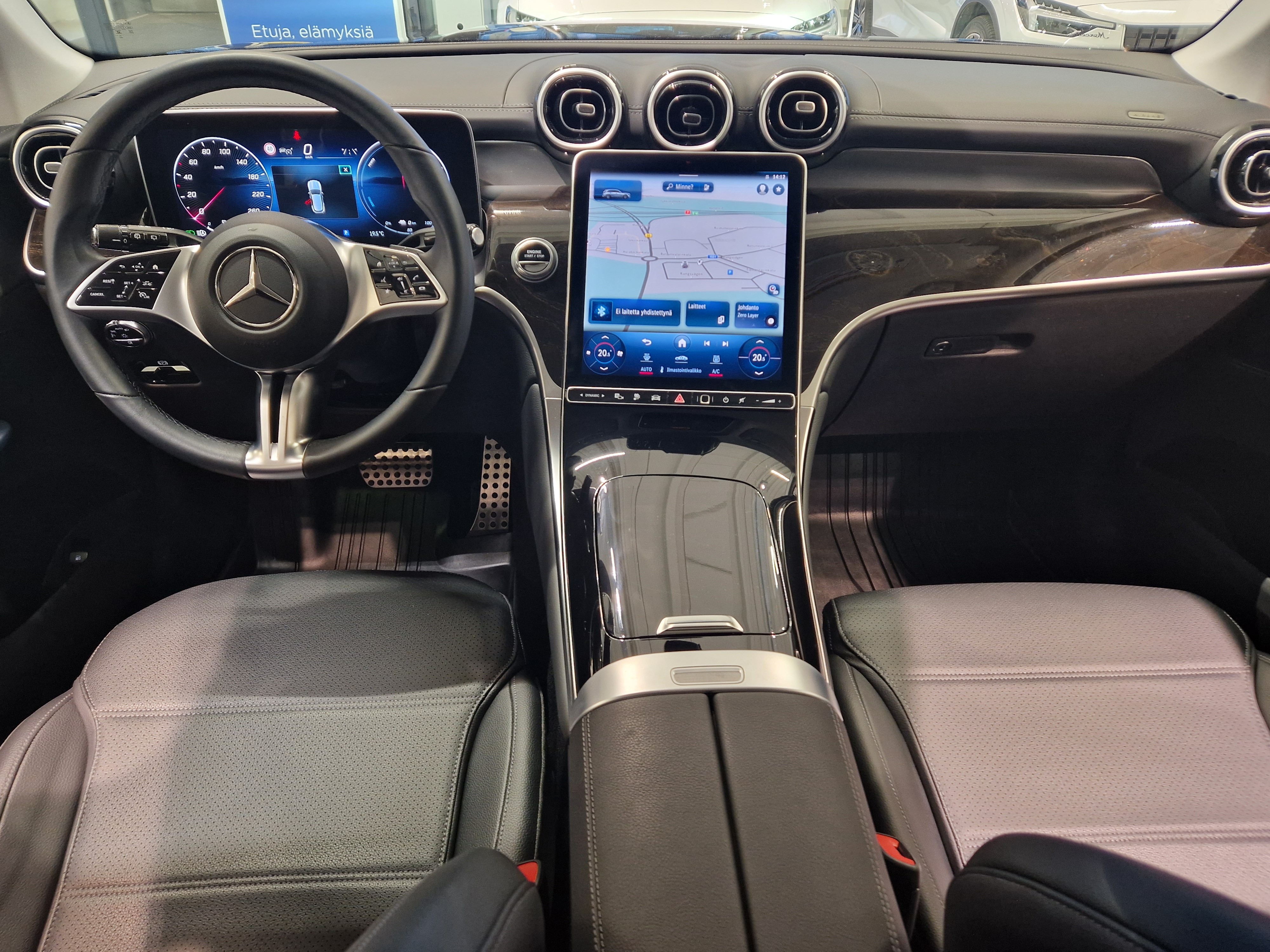 Mercedes-benz GLC 300 E 4MATIC A TAKUU 24KK/40TKM