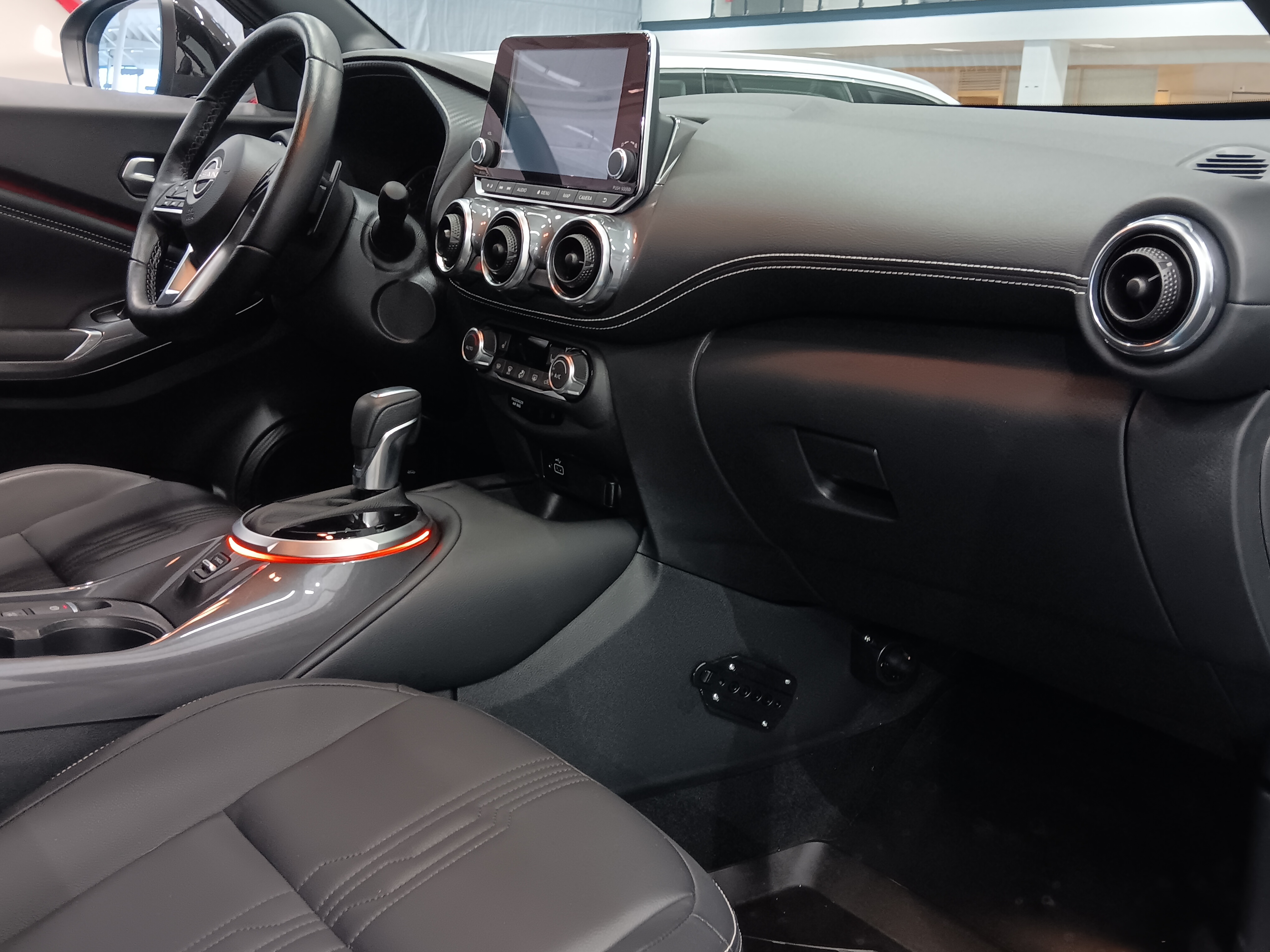 Nissan JUKE DIG-T 114HP 7DCT TEKNA TAKUU 24KK/40TKM