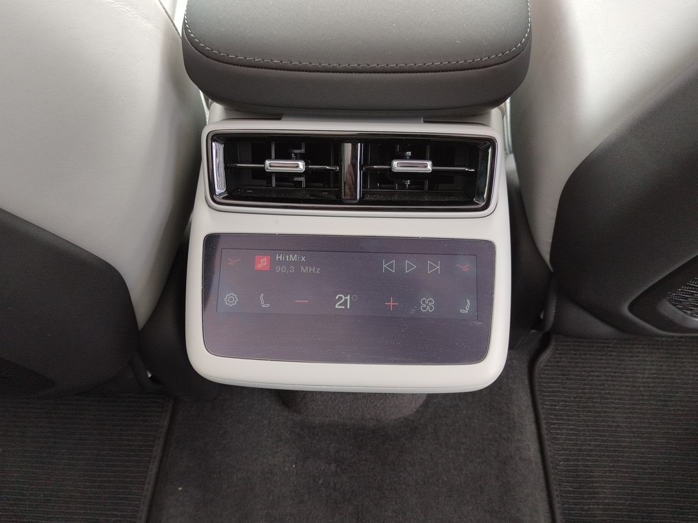 Polestar 4 LONG RANGE DUAL MOTOR PLUS