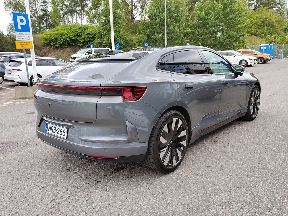 Polestar 4 LONG RANGE DUAL MOTOR PLUS