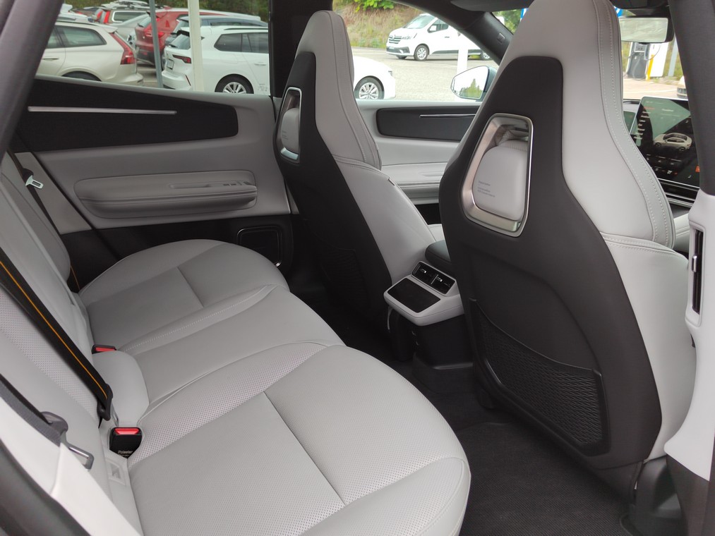 Polestar 4 LONG RANGE DUAL MOTOR PLUS