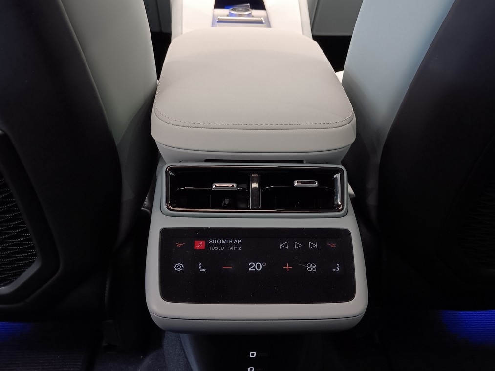 Polestar 4 LONG RANGE DUAL MOTOR PLUS TAKUU 24KK/40TKM