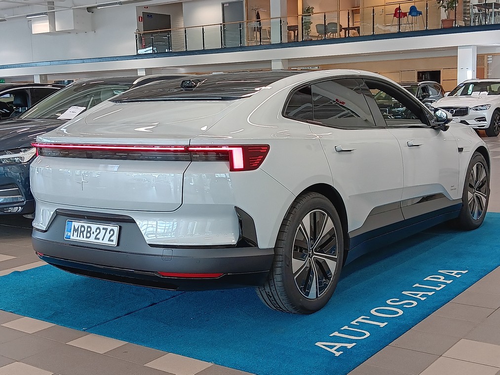 Polestar 4 LONG RANGE DUAL MOTOR PLUS TAKUU 24KK/40TKM