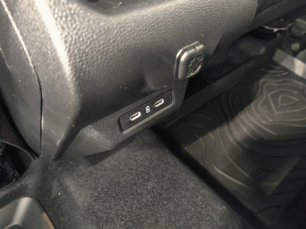 Dacia DUSTER HYBRID 140 4X2 EXTREME