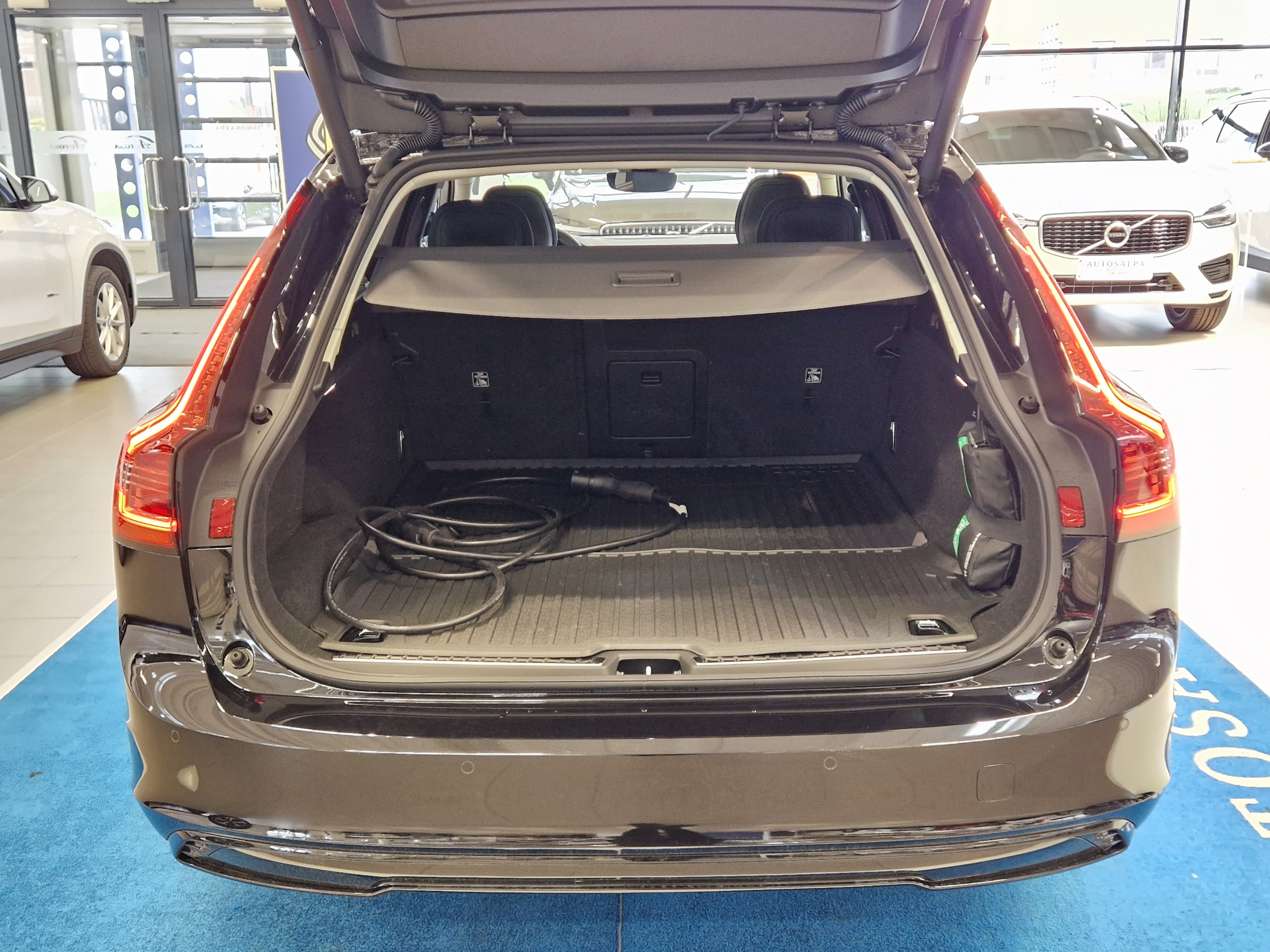 Volvo V90 2025, kuva 3/23