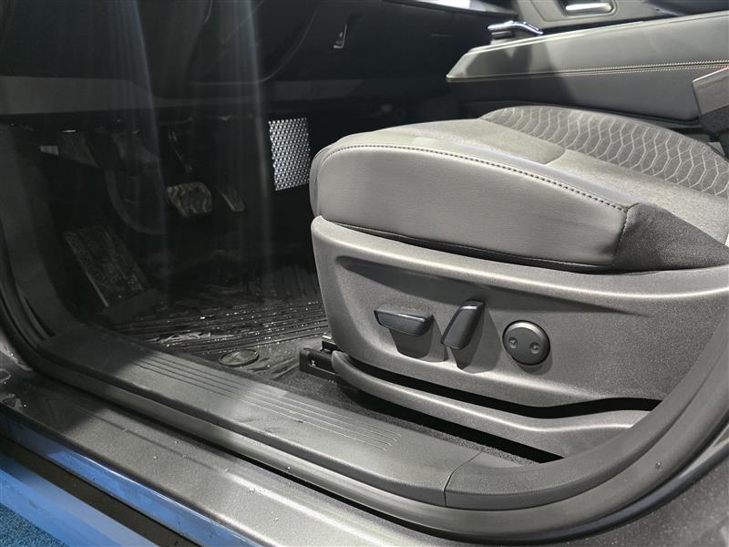 Nissan ARIYA 63KWH ADVANCE 2WD 22KW CHARGER.