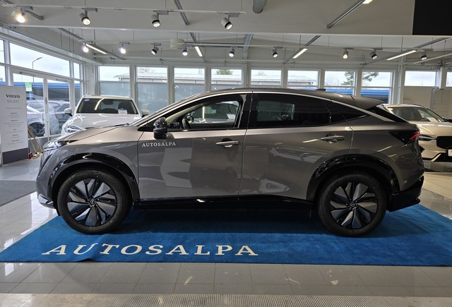 Nissan ARIYA 63KWH ADVANCE 2WD 22KW CHARGER.